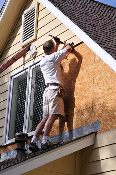 Best Hoarding Cleanup  in Country Clu, CA